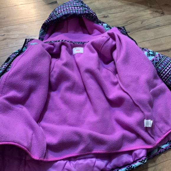 Children’s Place Aztec winter 3 in 1 winter coat - Picture 14 of 17